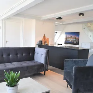 Sanders Old Square - Smart One-bedroom Near Stroget Apartment Copenhagen